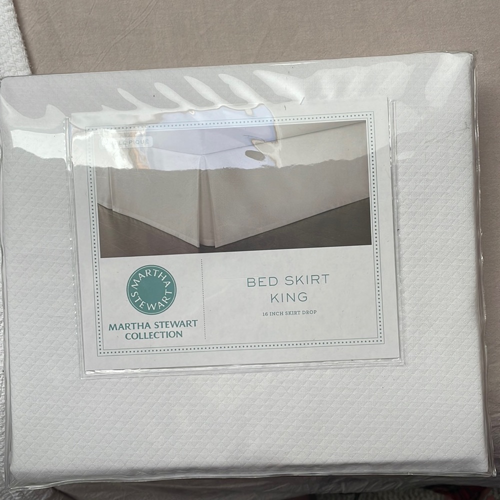 Simple pique white king size bed skirt